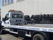 per il servizio di ritiro mezzi da demolizione