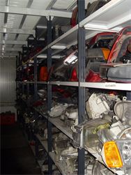 scaffali ricambi usati