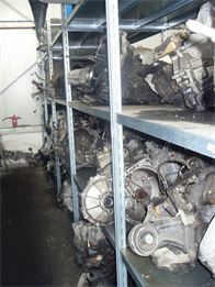 scaffali ricambi usati