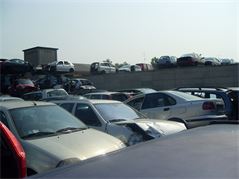 aerea di stoccaggio autoveicoli